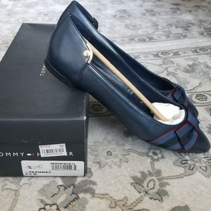 Tommy Hilfiger flats